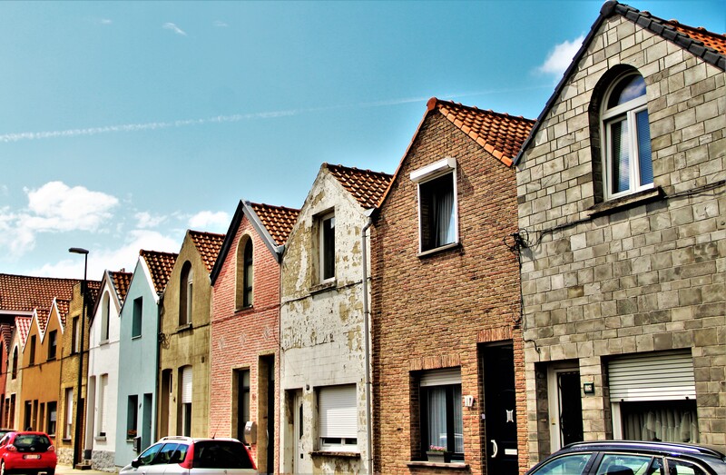 sociale woningen kleurrijk