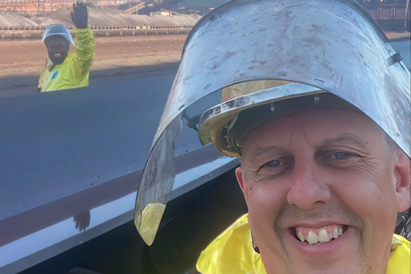 getuige Gunter op zijn werk van industriele reiniging