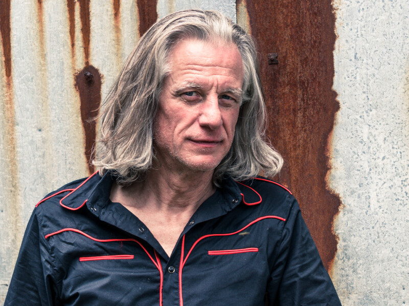 Guy Zwinnen zanger van The Scabs