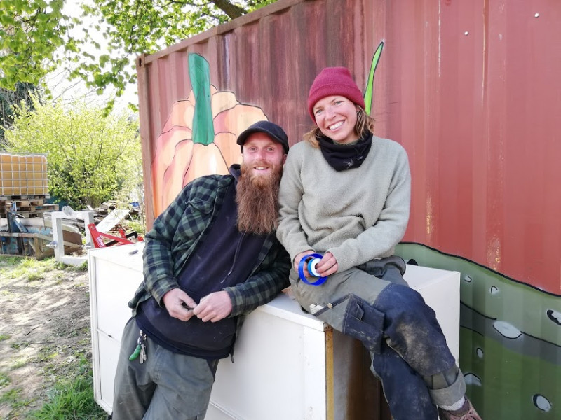 Boerin Tine van plukboerder CourJette