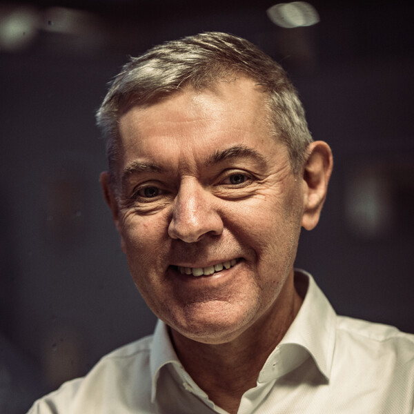 decoster profiel bio